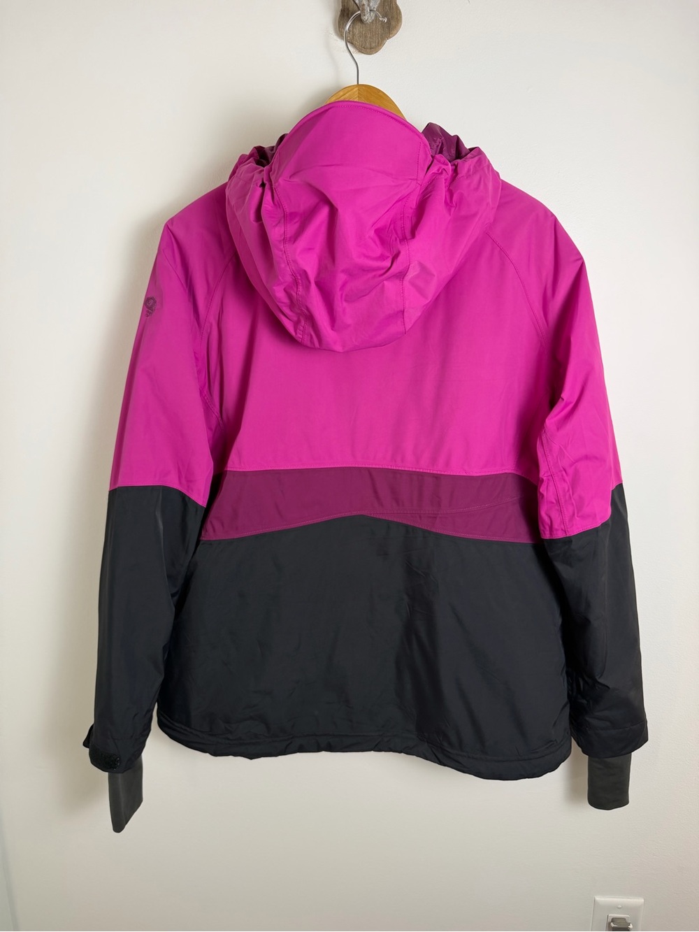 Mountain Hardwear Returnia Waterproof Insulated Ski Jacket Pink Black XL - Picture 8 of 16